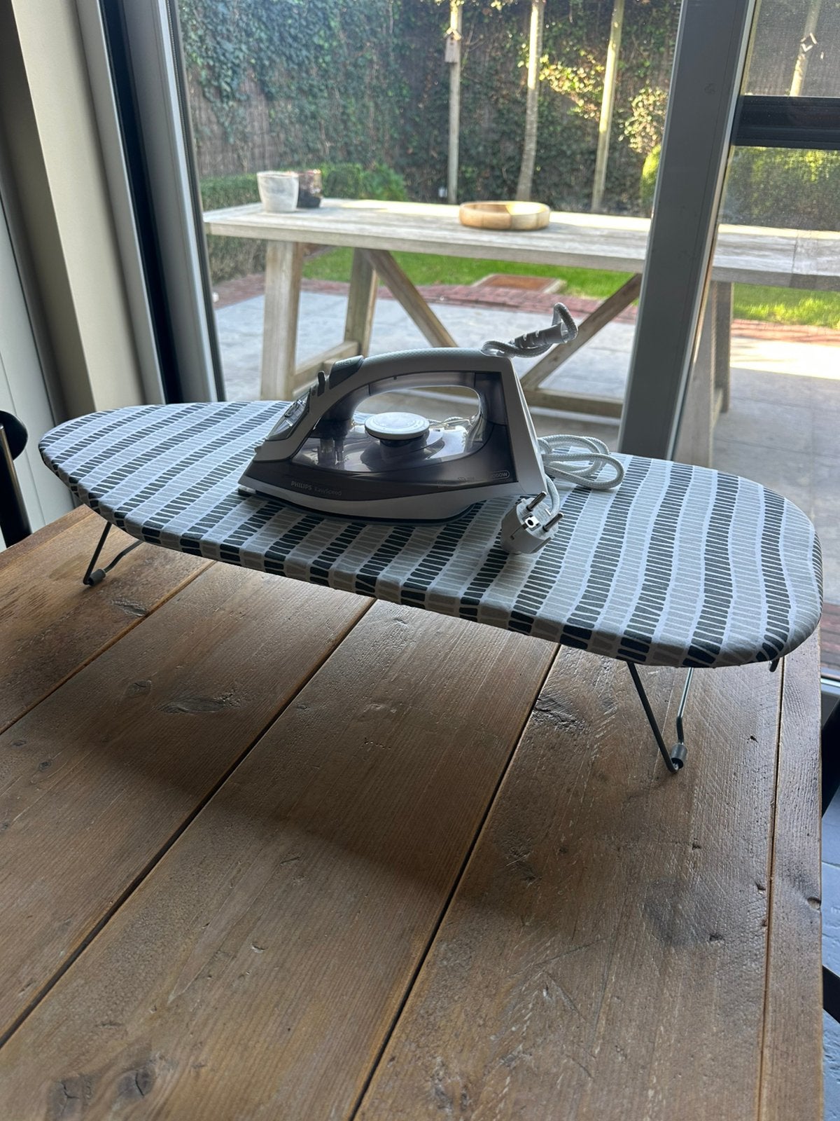 Philips EasySpeed Stoomstrijkijzer + Mini strijkplank, Enlèvement, Comme neuf