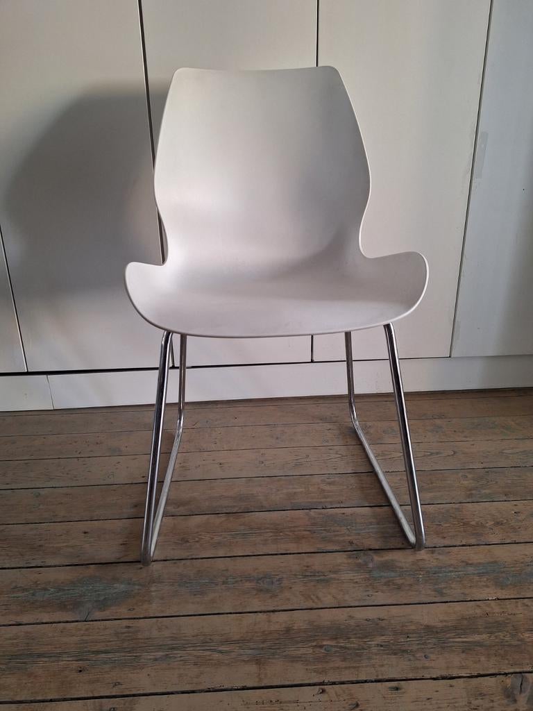 4 chaises de cuisine solides et très confortables, Enlèvement