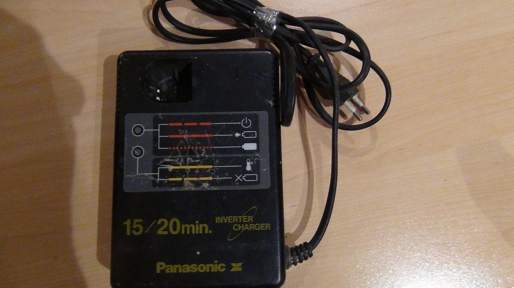 PANASONIC EY INVERTER batterijlader, Ophalen, Gebruikt, Overige merken, Overige typen