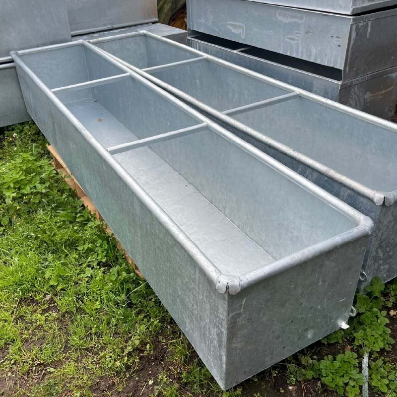 GEZOCHT: grote metalen trog zoals afbeeldingen, Enlèvement