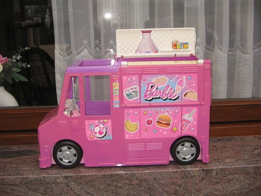foodtruck barbie, Enfants & Bébés, Jouets | Poupées, Enlèvement, Utilisé, Barbie