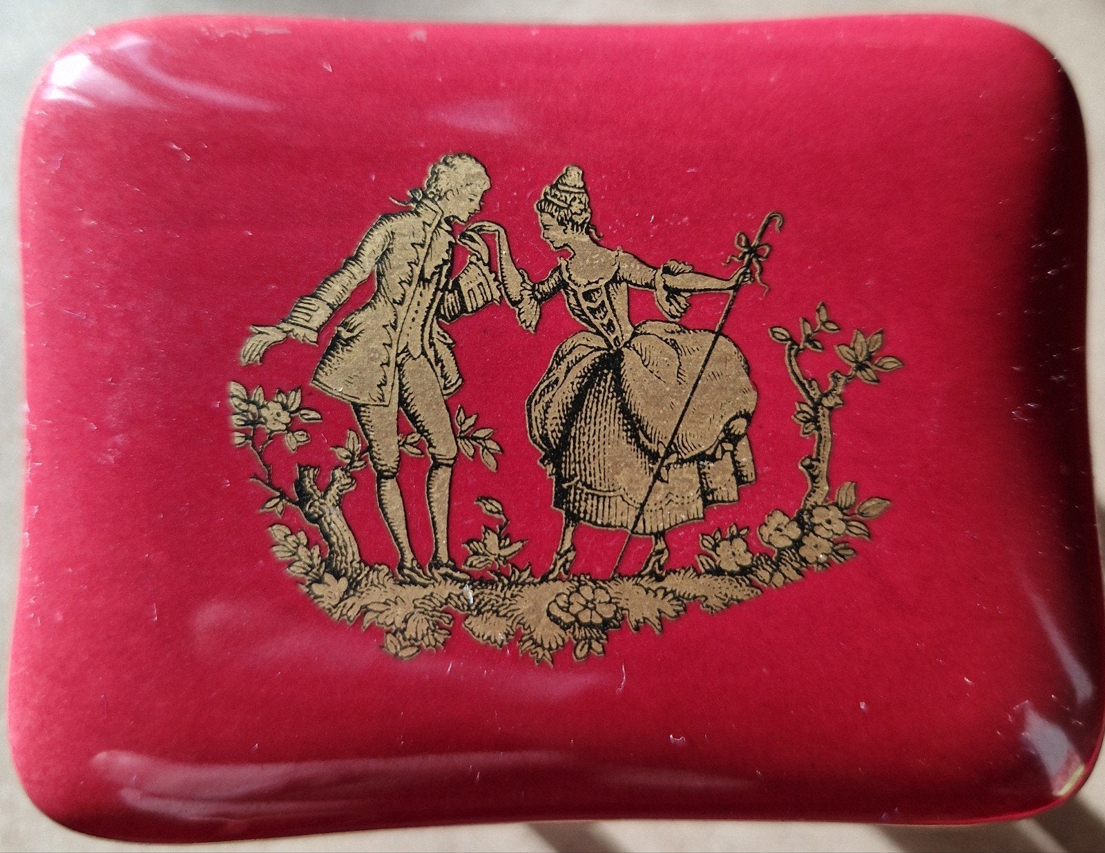 Ancienne Boîte à Bijoux sur Pieds – Porcelaine de Limoges, Antiquités & Art, Enlèvement ou Envoi