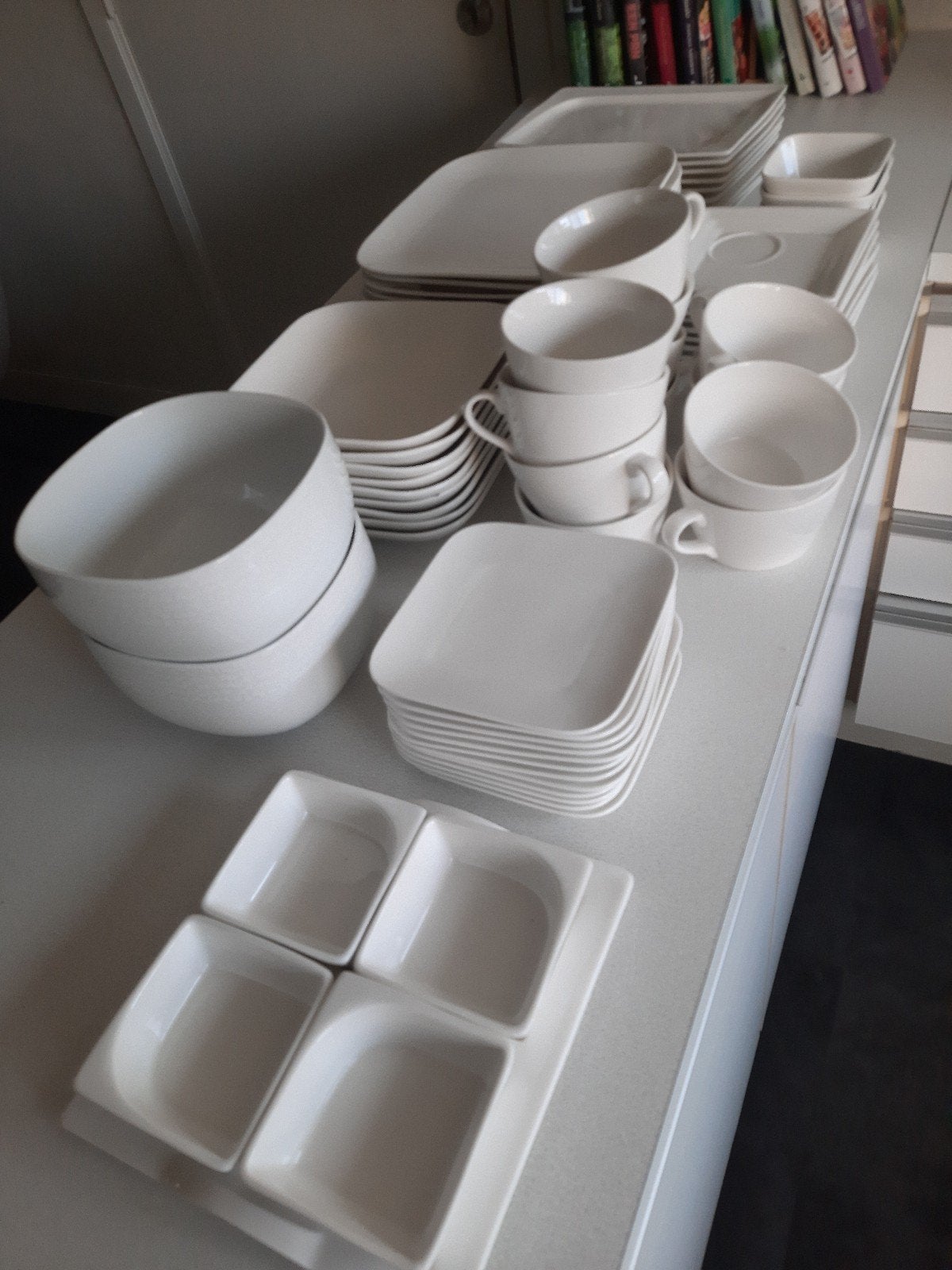 Wit servies, Ophalen