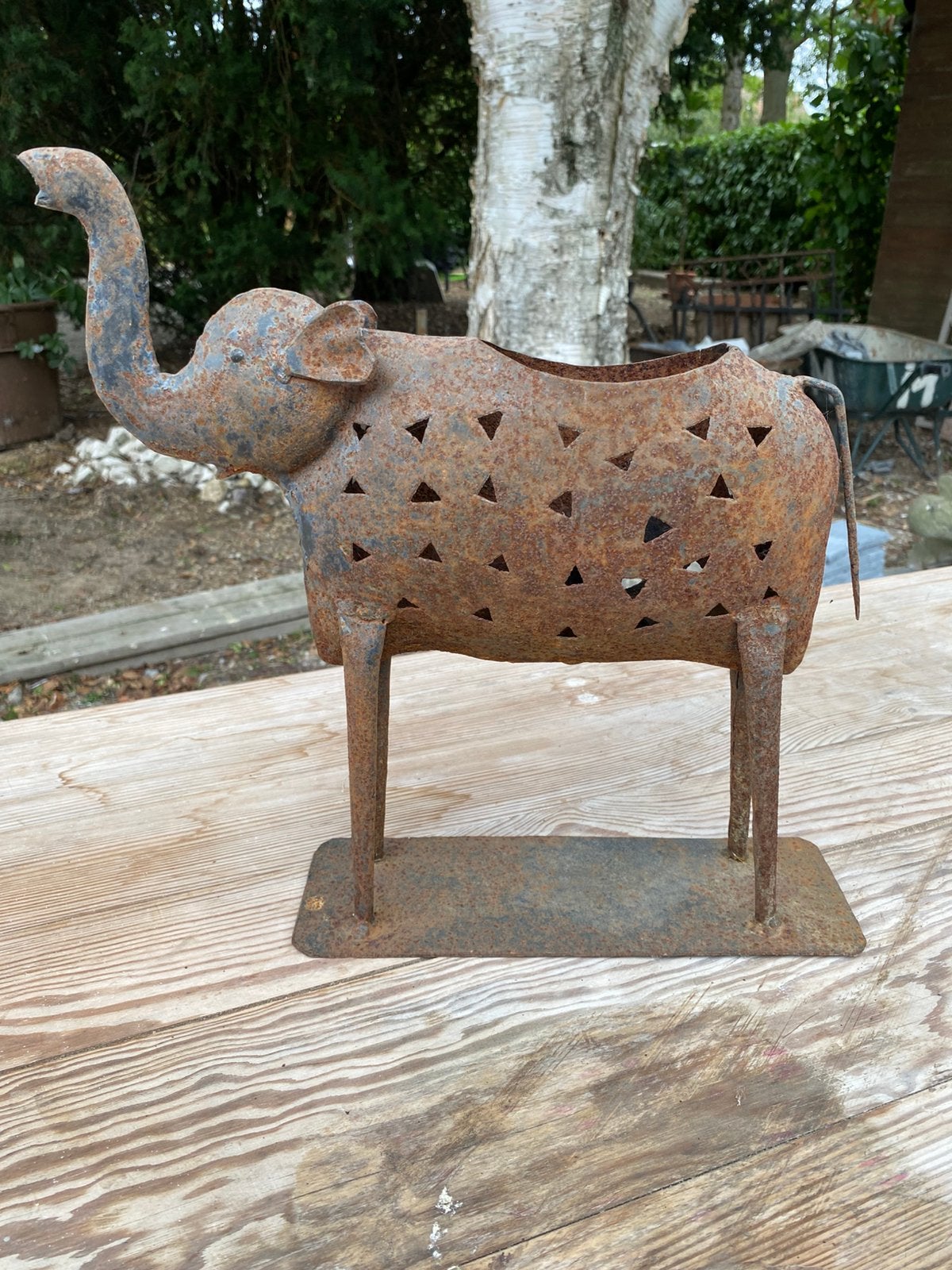 Éléphant en métal, Enlèvement, Utilisé, Animal