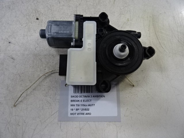 MOTOR RAAMMECHANIEK RECHTS ACHTER Octavia Combi (5EAC), Gebruikt, Achter, Skoda