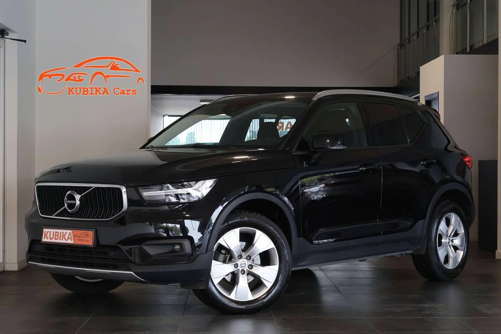 Volvo XC40 XC40 1.5 T2 Navi Camera StuurV CruiseC LijnA Gara, Automaat, Stof, Gebruikt, Zwart