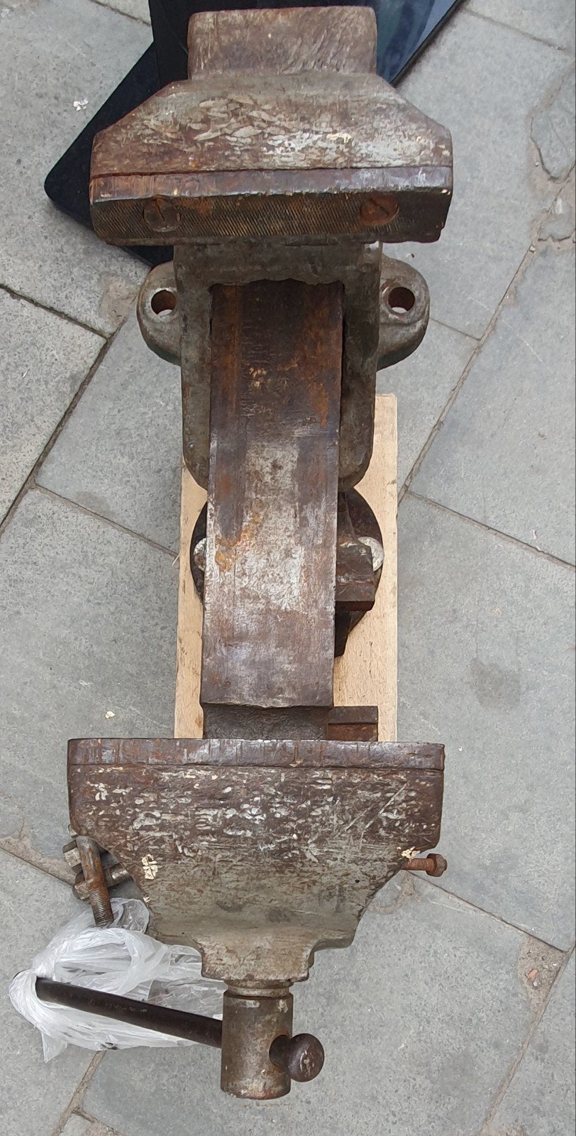 Etaux machoires 25cm. 80 euros, Bricolage & Construction, Enlèvement, Utilisé