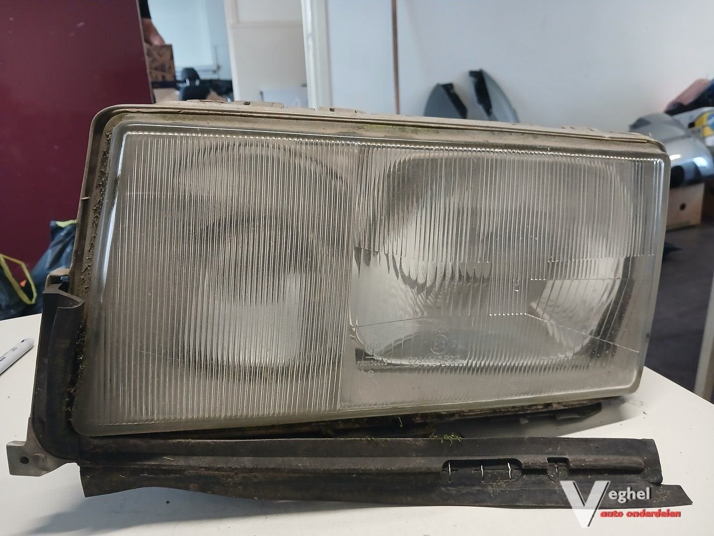MB W201 1.8B 4 bak sedan Koplamp LV '93, Gebruikt, -, -, Ophalen of Verzenden