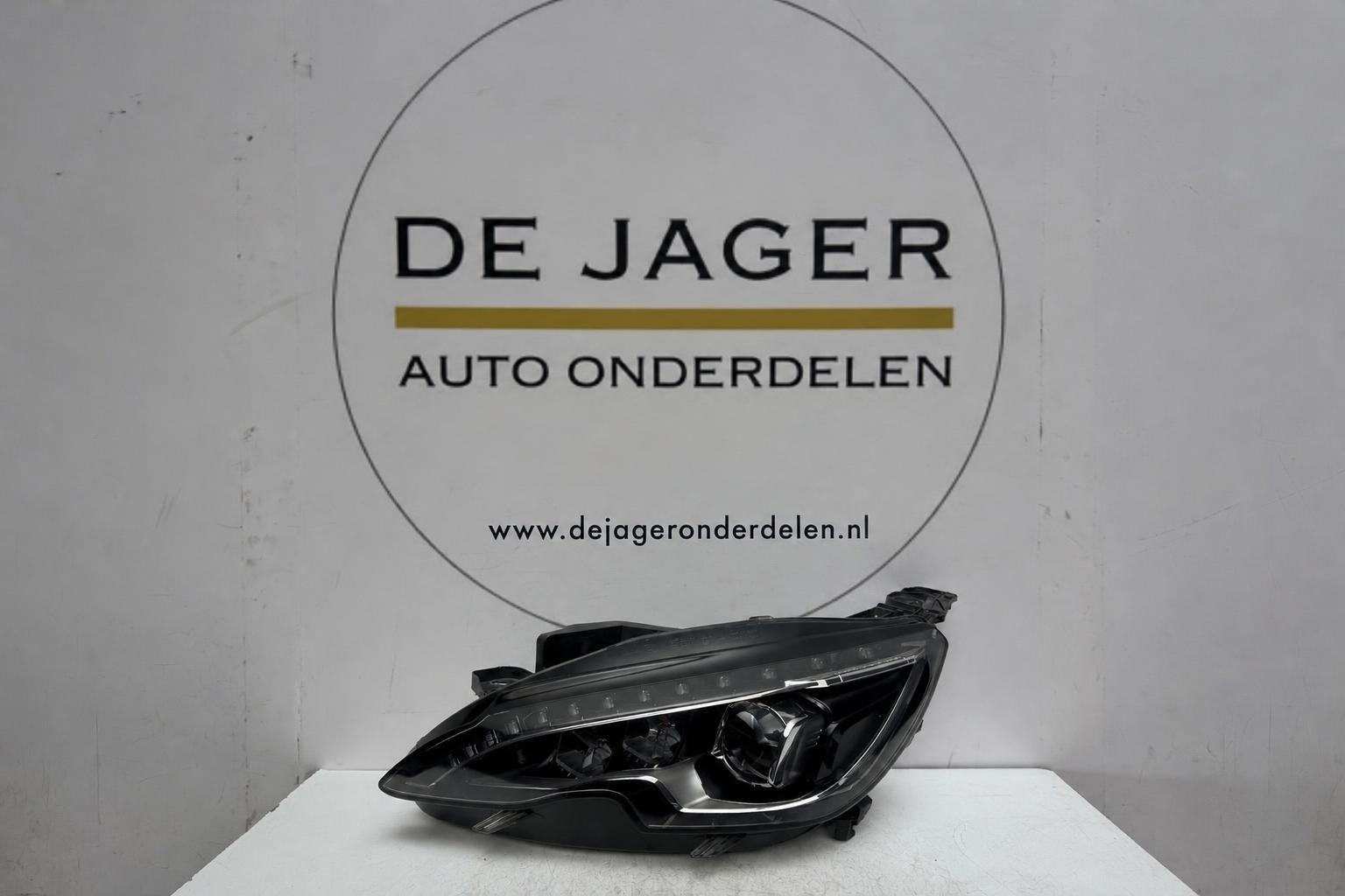 Peugeot 308 T9 Full LED koplamp links 145100000500, Taurusavenue 1
2132 LS  Hoofddorp, NL, Gebruikt, Contact.group@renault.com