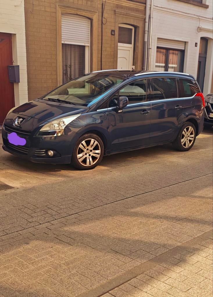 Peugeot 5008 , 170.000 km diesel Euro 5. c.technique 02.2027, 144 g/km, Euro 5, Achat, 5 portes