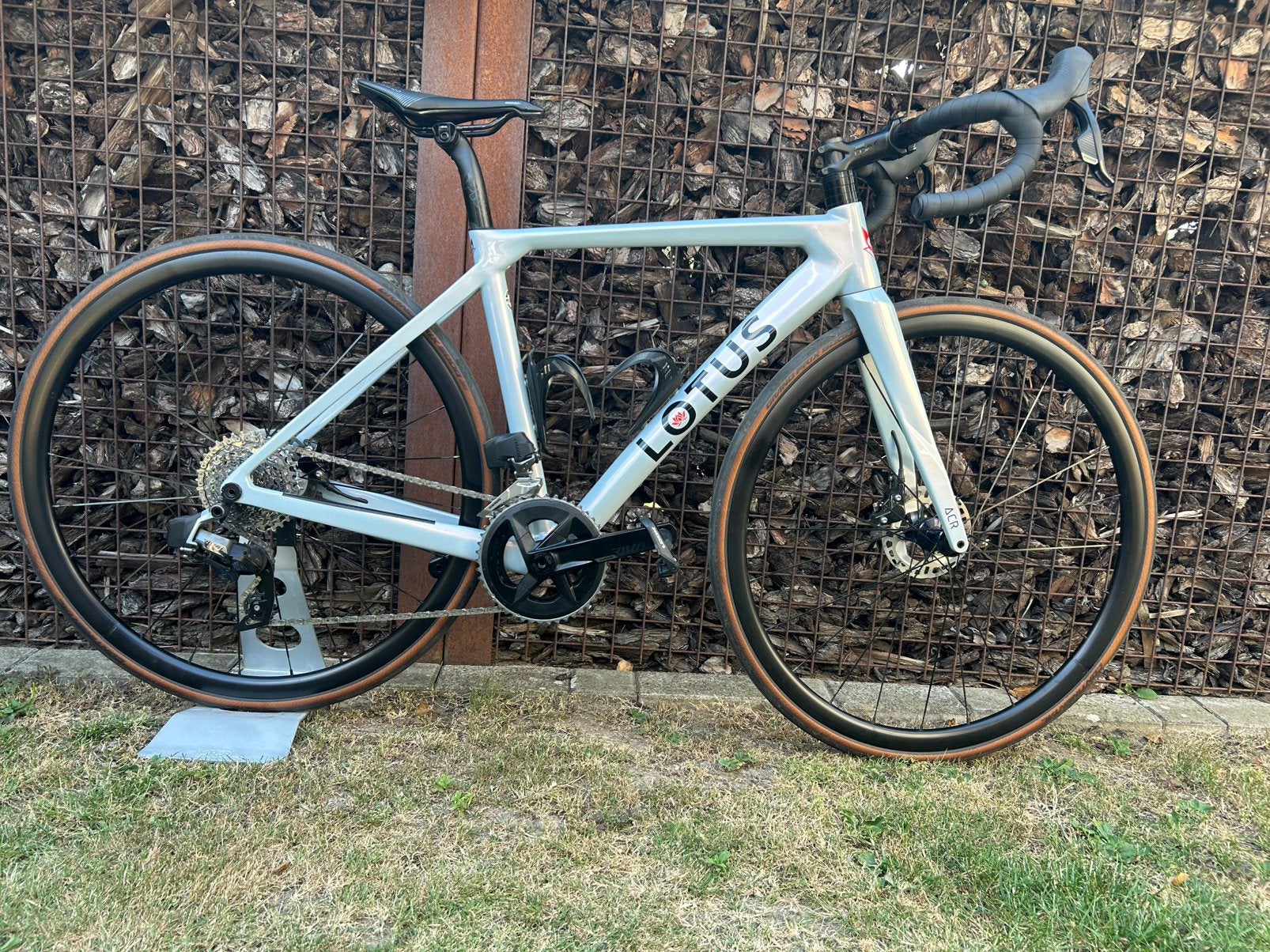 Vélo de route LOTUS pour femme, Vélos & Vélomoteurs, Vélos | Vélos de course, Femmes, Comme neuf, Enlèvement, 28 pouces