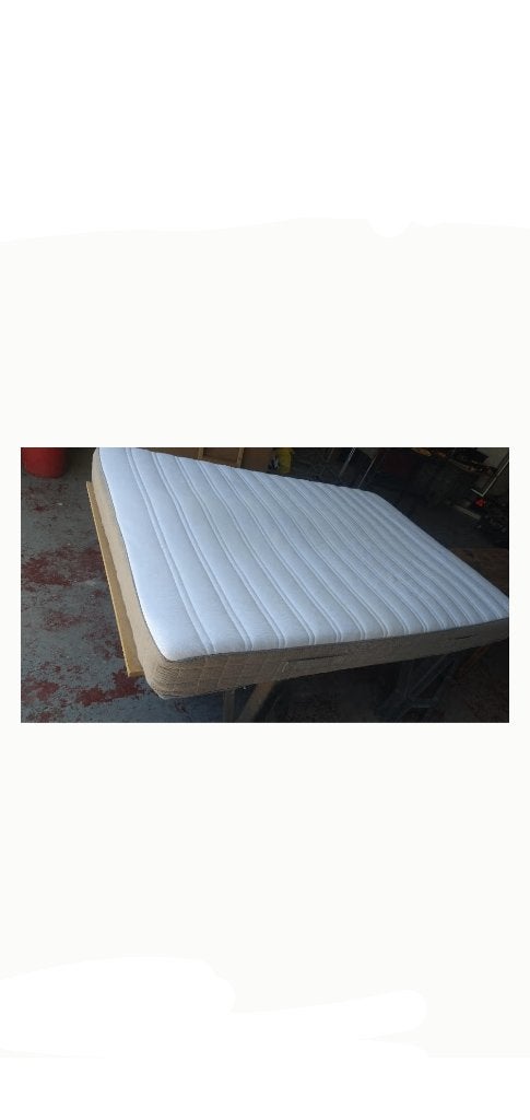 Matras 90x200 / 140x200 Eenpersoons tweepersoonsmatras IKEA, Huis en Inrichting, Slaapkamer | Matrassen en Bedbodems, Ophalen