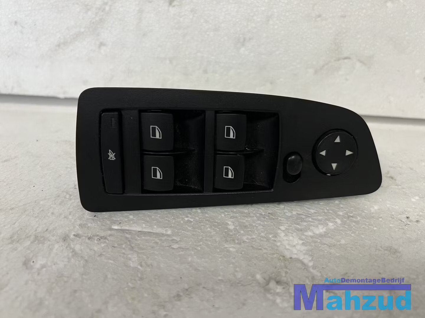 BMW 1 SERIE E87 5 Deurs raam schakelaar combischakelaar 9132, Petuelring 130
80788  Munich, DE, Gebruikt, Info@bmw.de, BMW