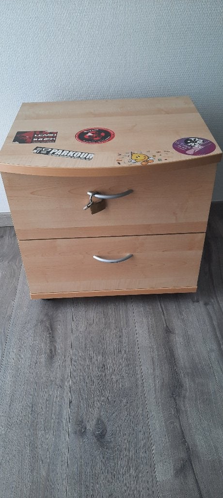 Nachtkastje, Ophalen, Gebruikt, Minder dan 45 cm, Minder dan 55 cm
