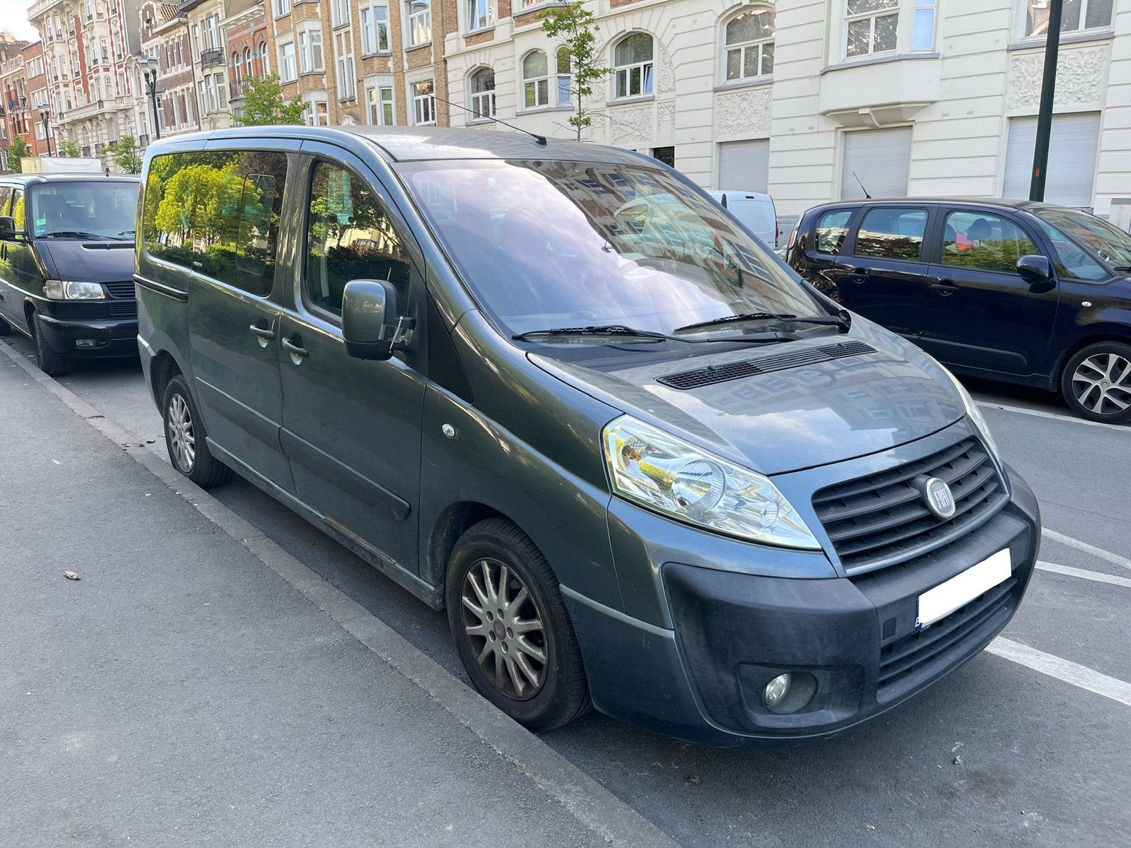 Fiat Scudo 2.0 JTD 278000 km 8 zitplaatsen 08/2011, Auto's, Monovolume, Parkeersensor, 4 cilinders, 5 deurs