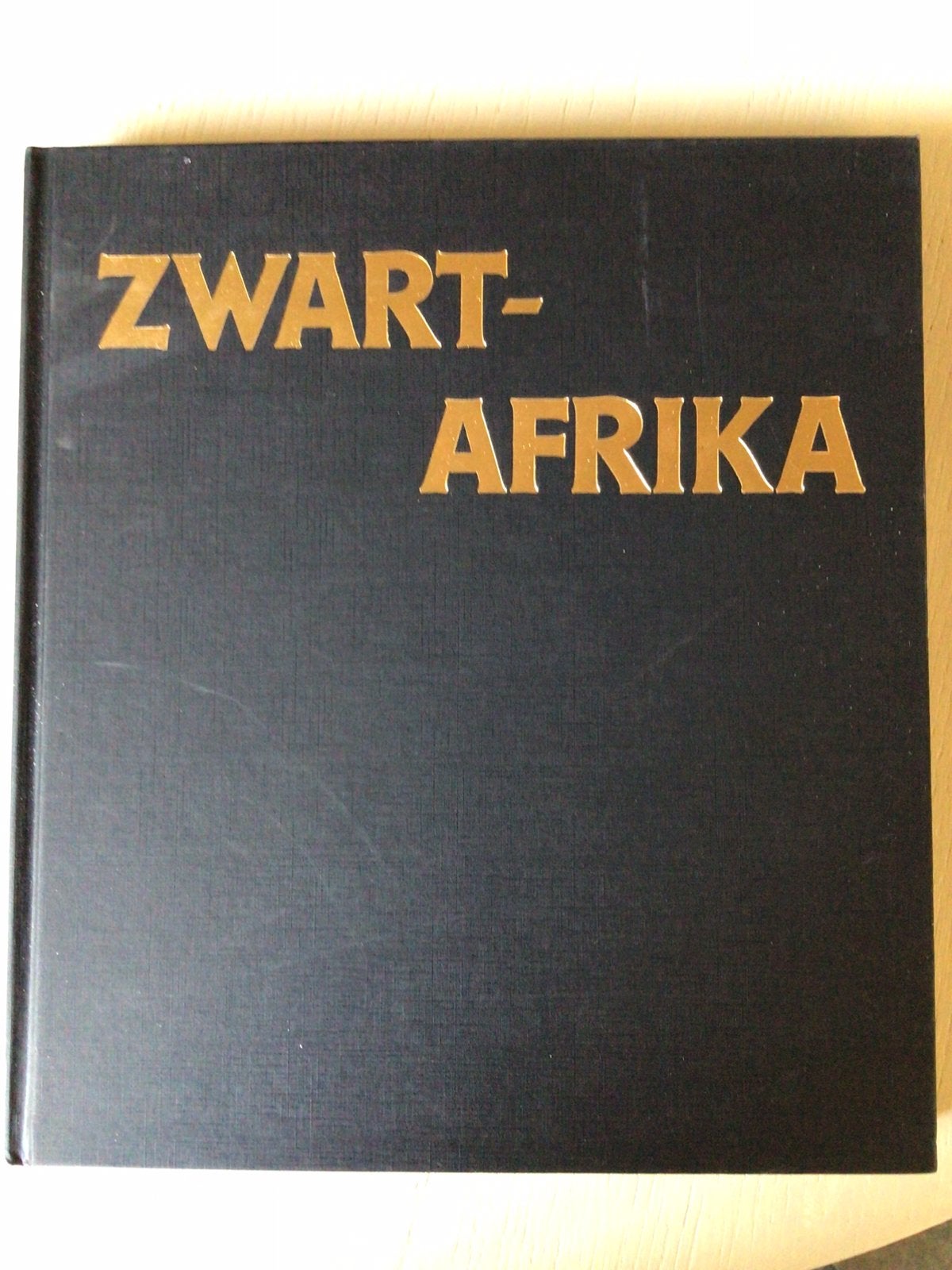 Zwart Afrika, Enlèvement ou Envoi