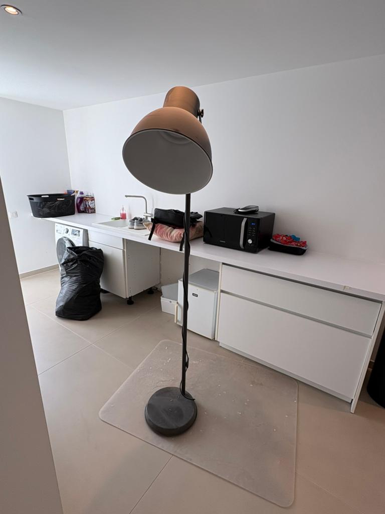 Lamp ikea, Huis en Inrichting, Lampen | Vloerlampen, Ophalen, Zo goed als nieuw, Metaal, 150 tot 200 cm