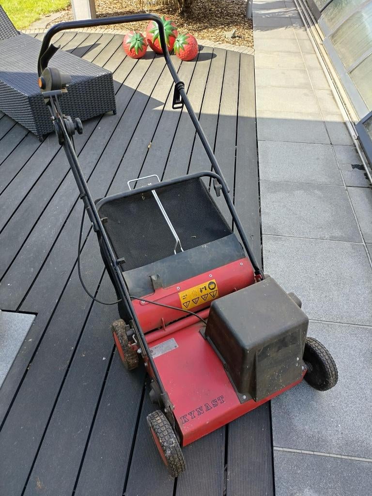 Verticuteermachine - Kynast, Enlèvement, Utilisé, Électrique, Kynast