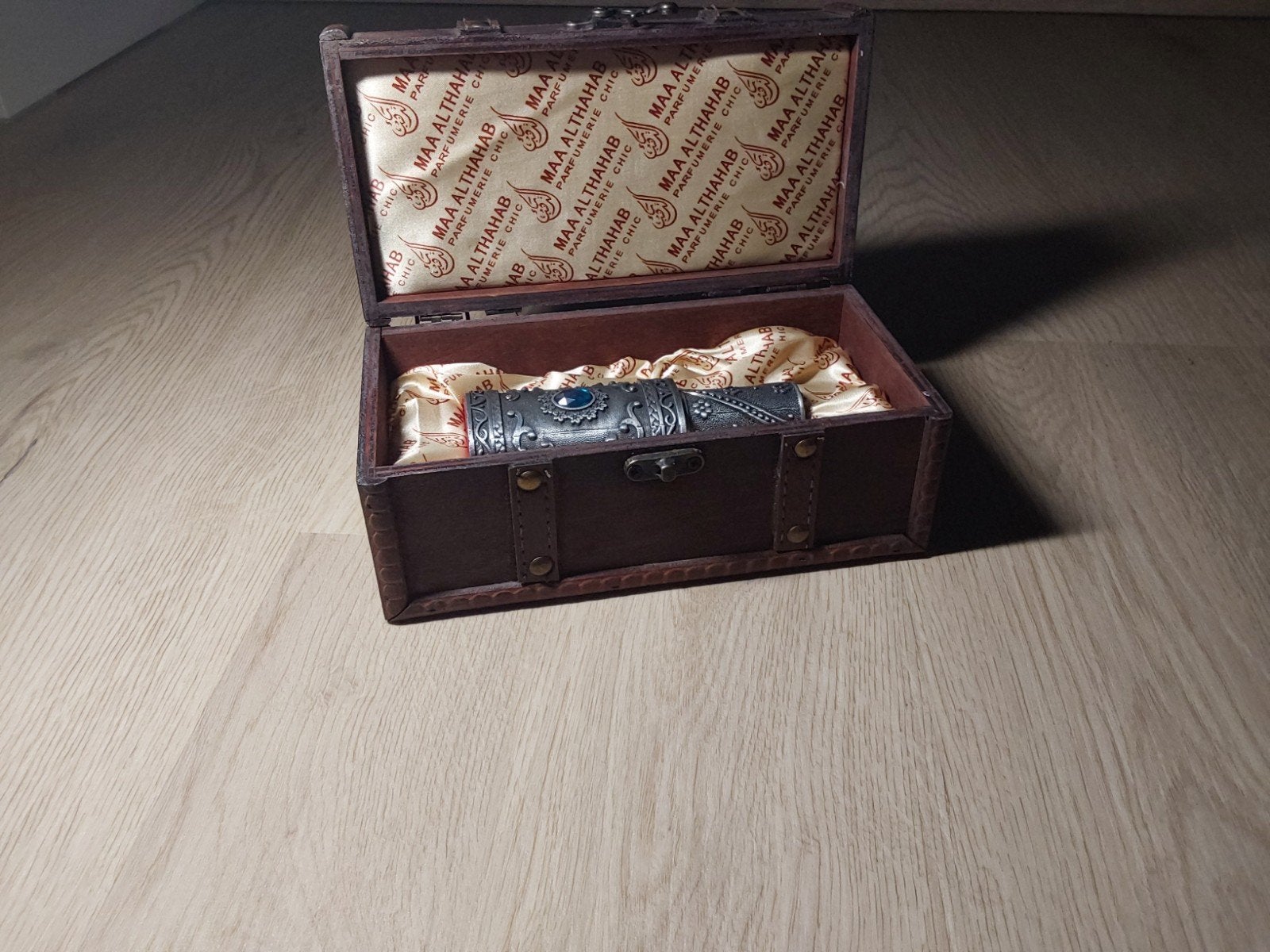 parfum nog nieuw, Ophalen of Verzenden, Nieuw, Parfumfles, Gevuld