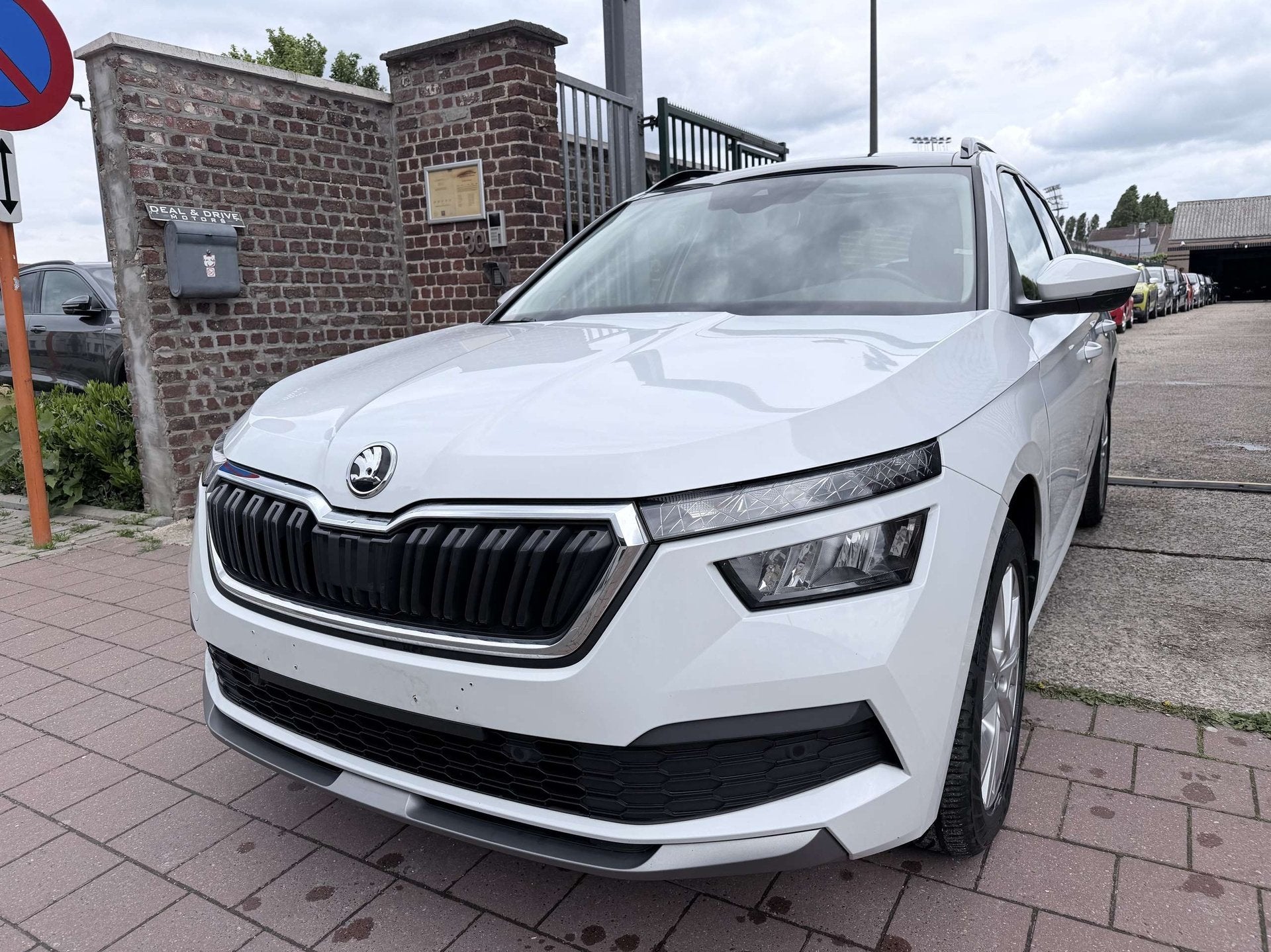 Skoda Kamiq PANO | CARPLAY | DIGITAAL DASH | ZETELVERWARMING, Autos, Skoda, Achat, Euro 6, Entreprise, Entretenue par le concessionnaire