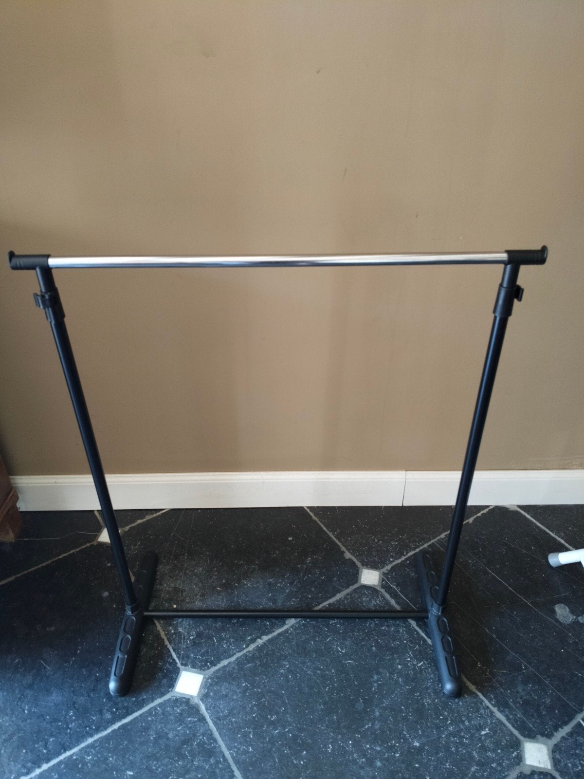 kledingrekken (in hoogte verstelbaar. 2 stuks., Kleding | Dames, Ophalen
