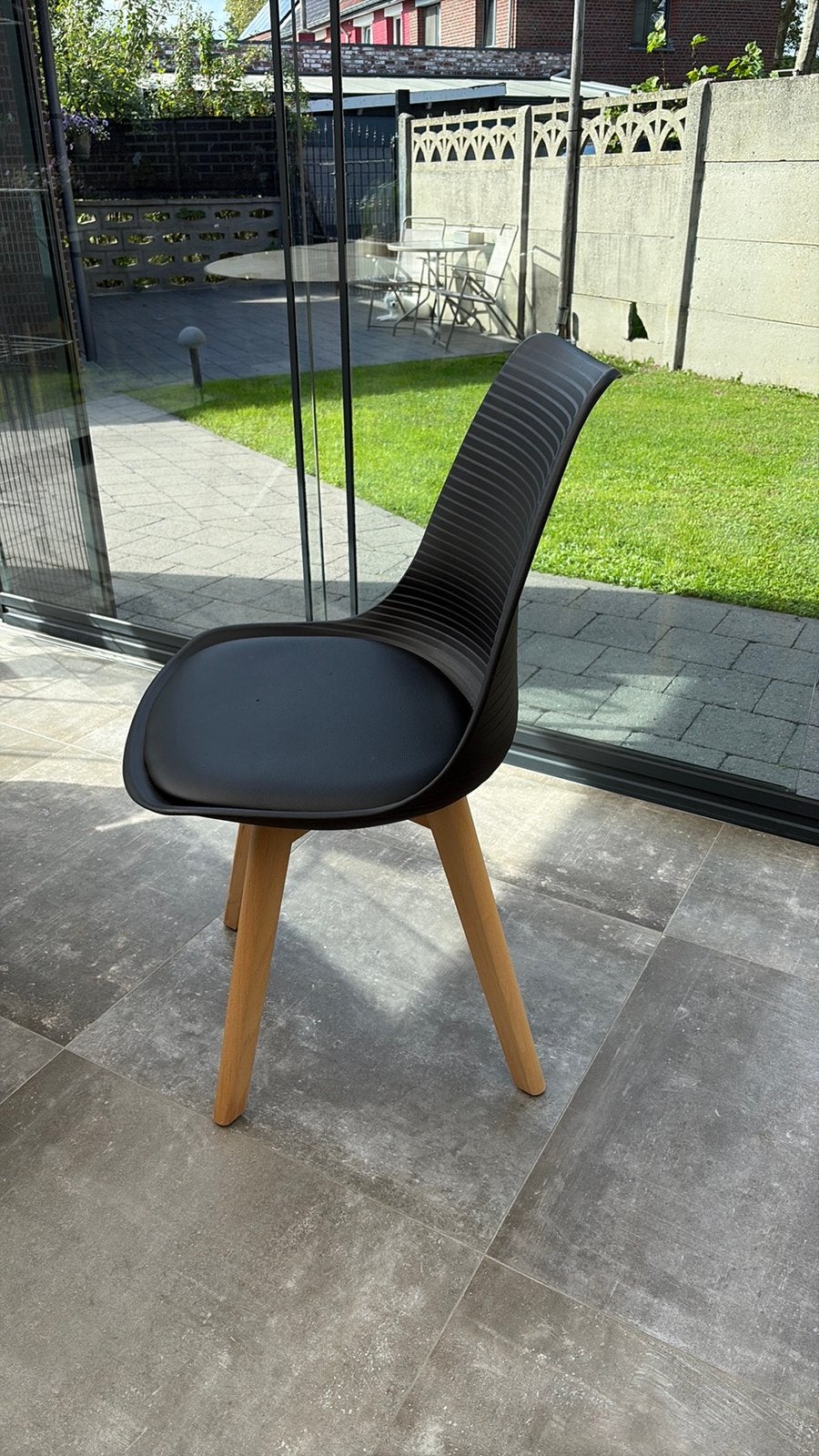 12x eetkamer stoelen zwart NIEUW, Ophalen, Zo goed als nieuw, Zwart