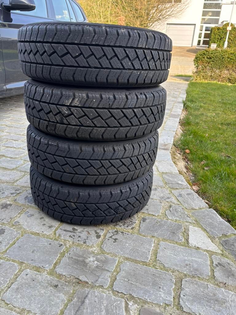 Winterbanden maat 195 65 R16 ET50, Auto-onderdelen, Ophalen, Winterbanden