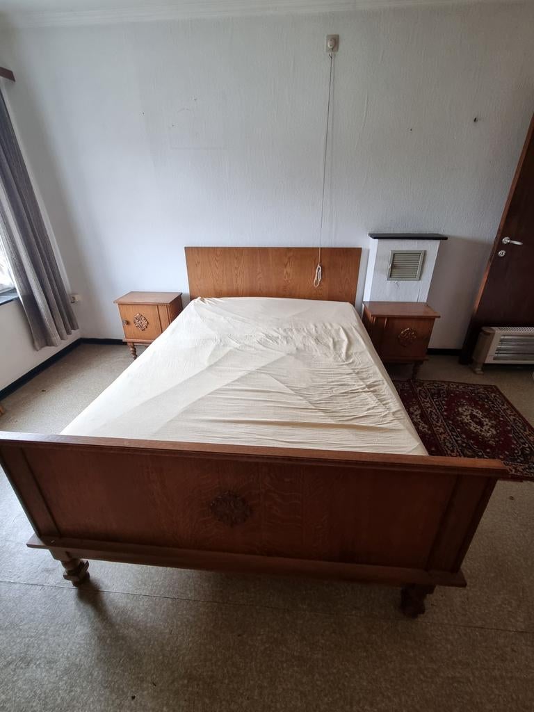 Bed 1,40 cm +2 nachtkastjes, Enlèvement