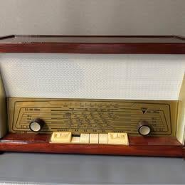 RADIO NOVAK type 574, Antiek en Kunst, Ophalen