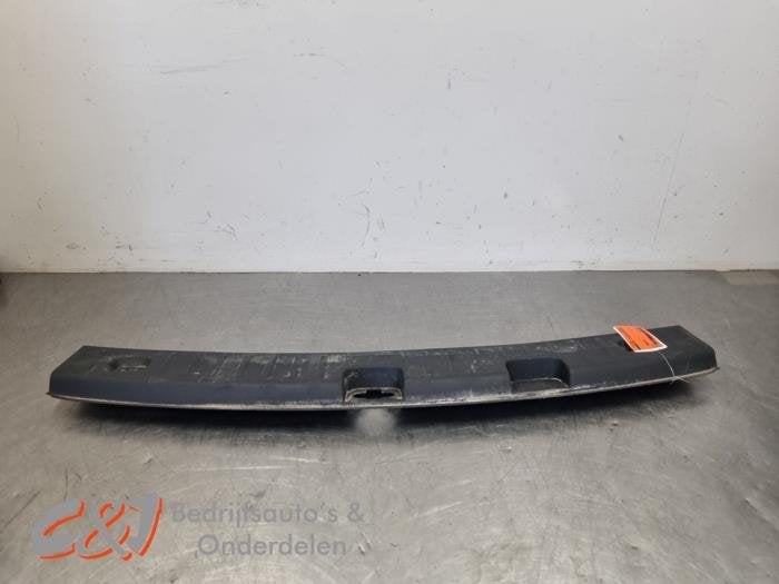 Couverture conteneur d'un Volkswagen Caddy, Volkswagen, -, 3 mois de garantie, Utilisé