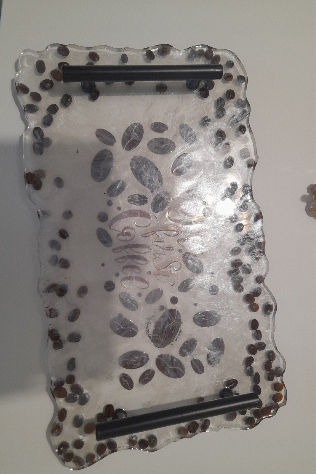 Handgemaakte decoratie in epoxy dienblad, Huis en Inrichting, Woonaccessoires | Dienbladen, Ophalen