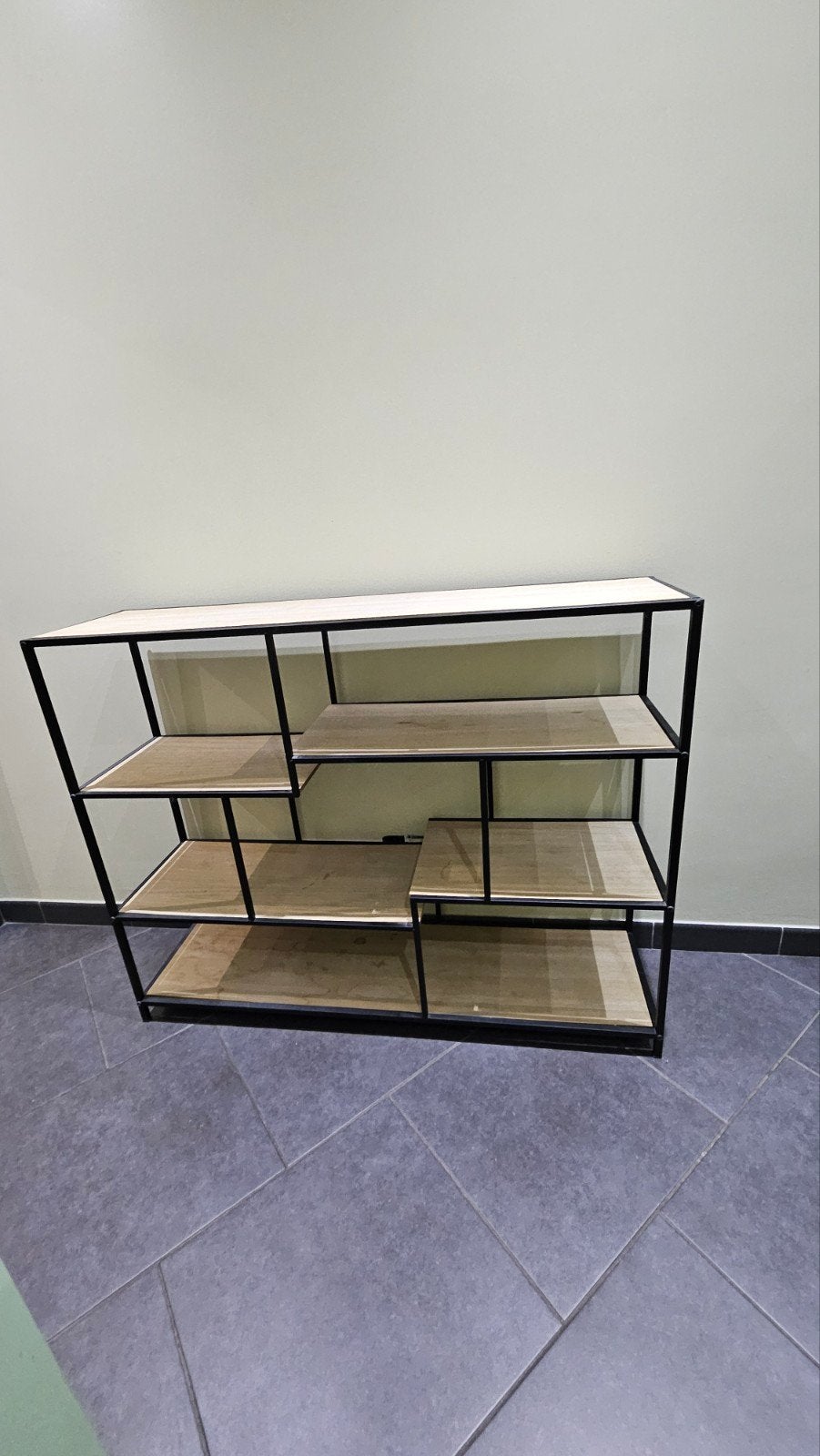 etagere, Ophalen