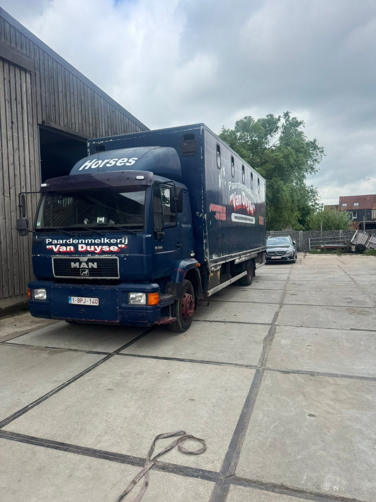 Paardenvrachtwagen, Vacatures