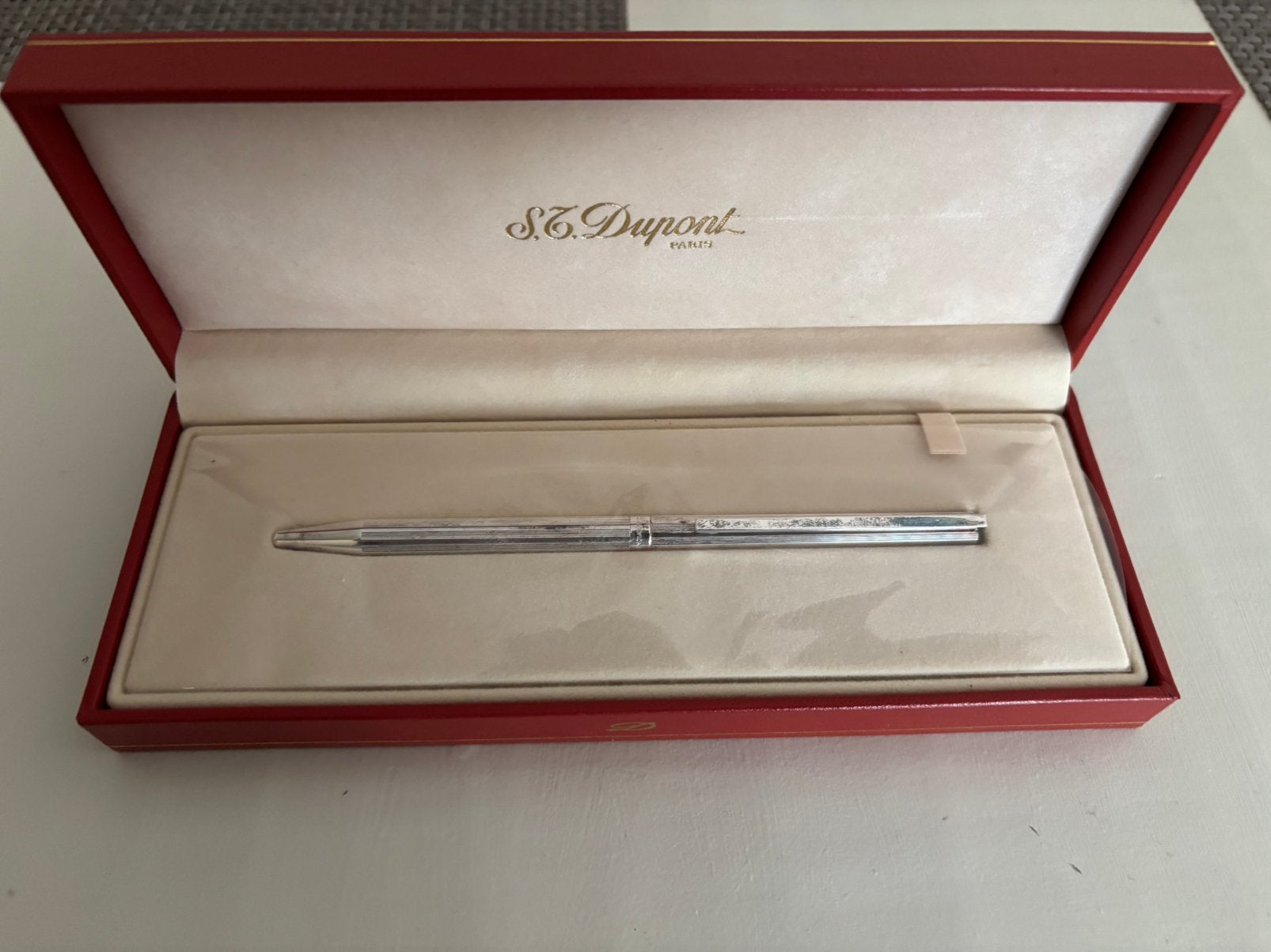 Stylo bille dupond, Collections, Neuf, Autres marques, Avec boîte, Stylo à bille