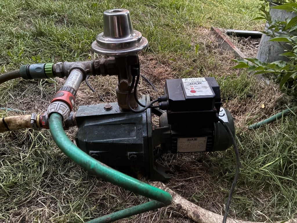 Waterpomp dab jet81, Jardin & Terrasse, Pompes à eau, Enlèvement, Utilisé, Électrique, Pompe d'appoint