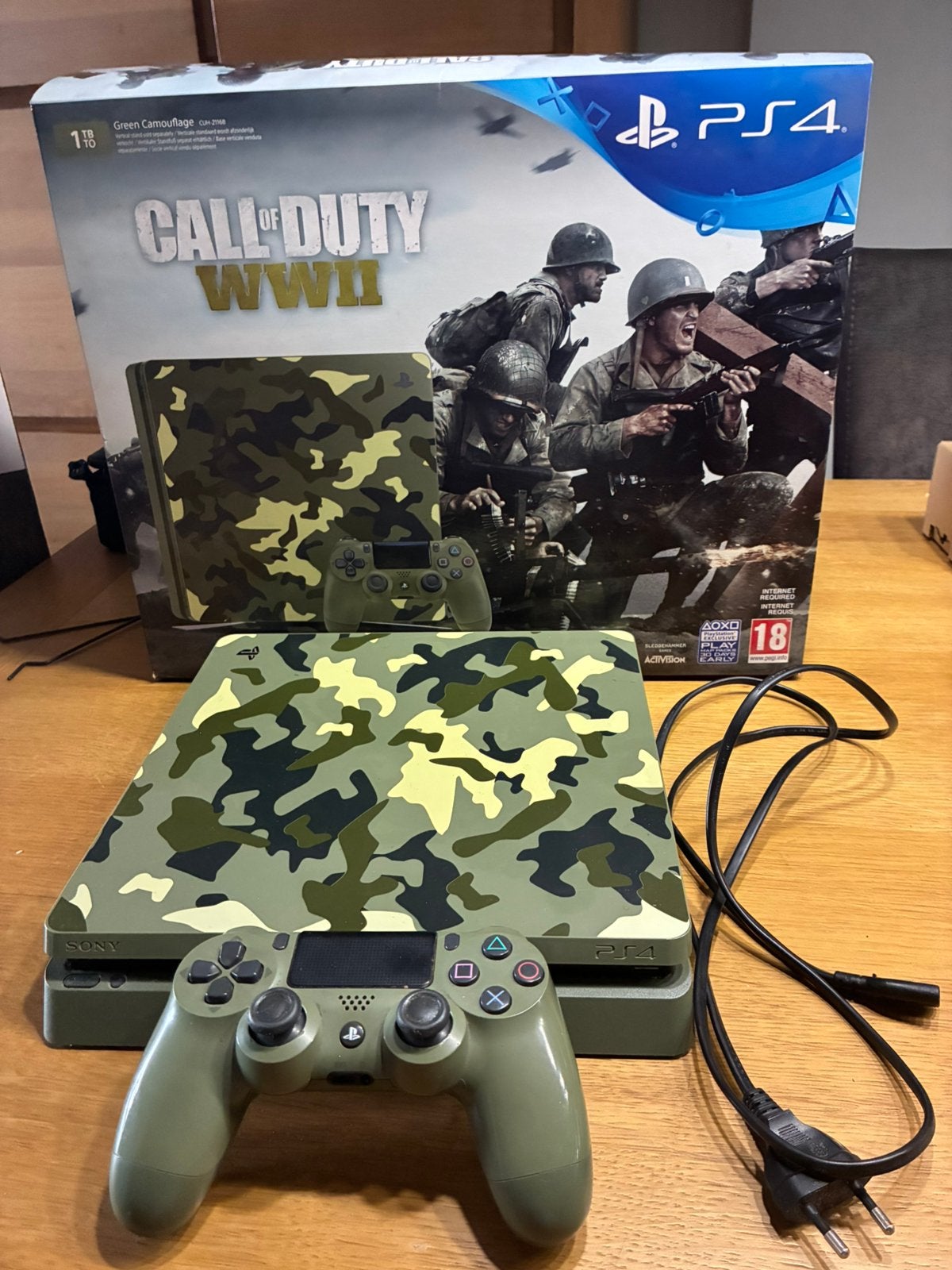 Édition limitée Ps 4 Call Off Duty WW2, Consoles de jeu & Jeux vidéo, Consoles de jeu | Sony PlayStation 4, Enlèvement, Comme neuf