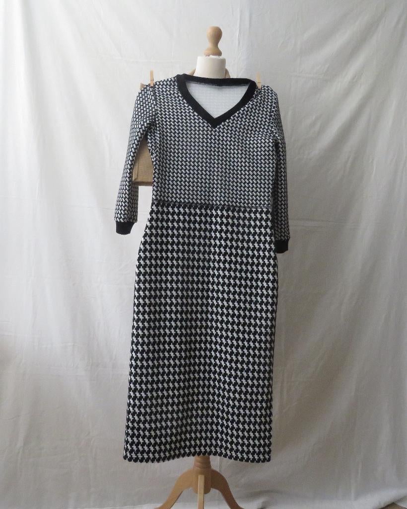Caroline Biss Jurk kleed Maat 34, Kleding | Dames, Jurken, Ophalen of Verzenden, Maat 34 (XS) of kleiner