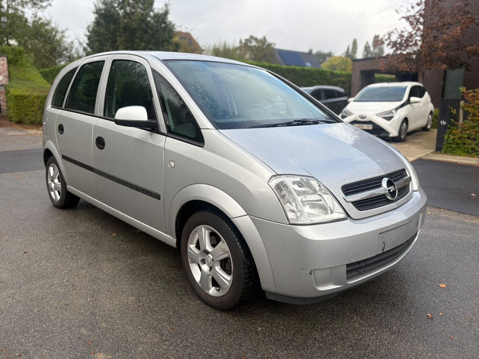 Opel meriva benzine, Autos, Argent ou Gris, Achat, Capteur de stationnement, Boîte manuelle