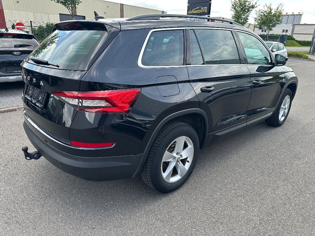 Skoda Kodiaq, 1.5 benzine DSG AUTOMAAT, CARPLAY / CAMERA, 1800 kg, 4 cilinders, Bedrijf, 5 zetels