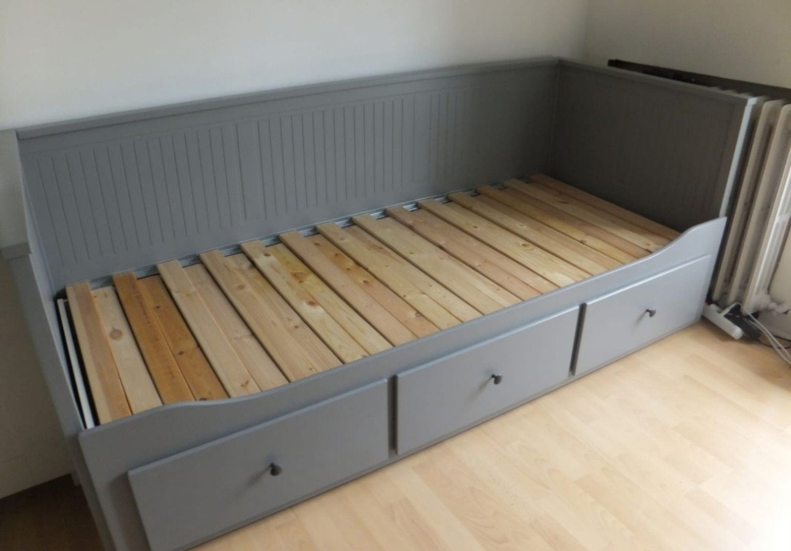 Lit banquette Hemnes gris 3 tiroirs, Enlèvement, Gris