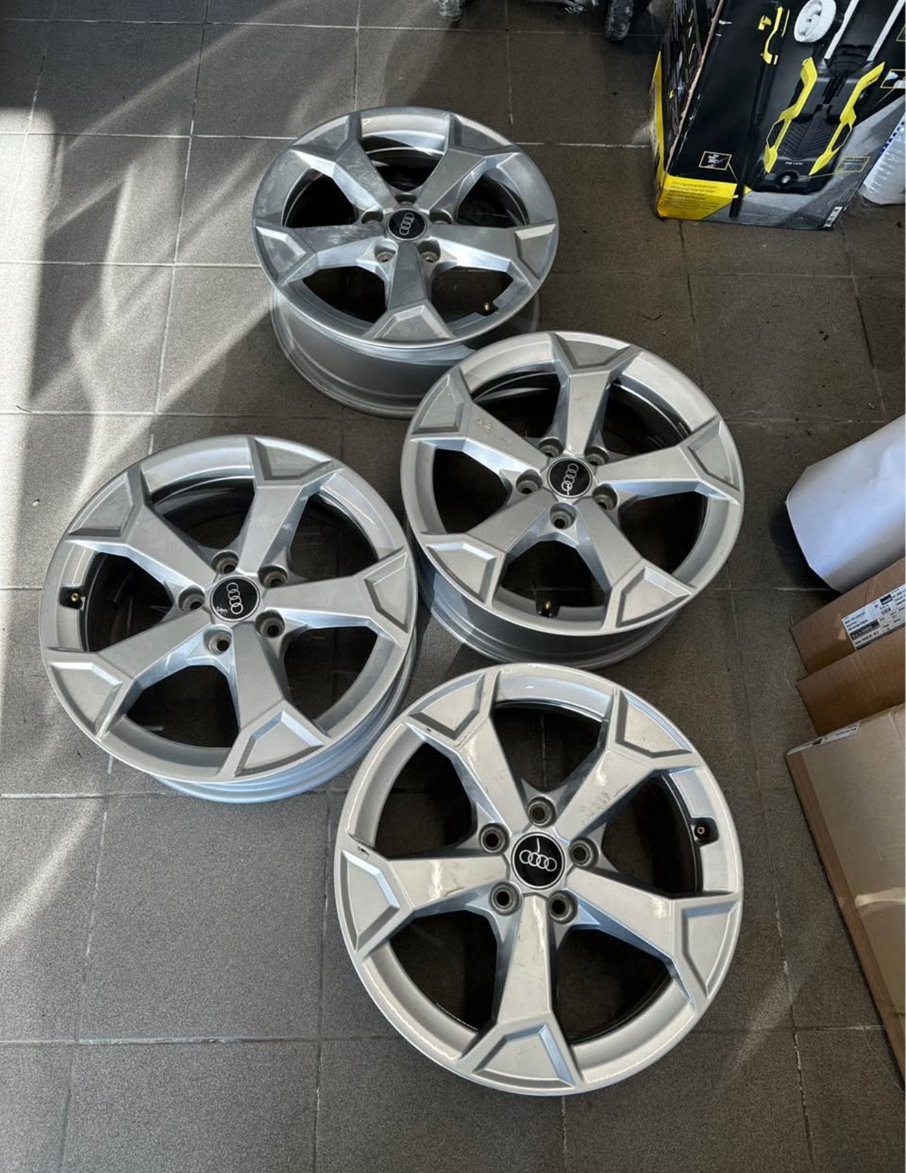 Jantz Alu 17 pouces audi Q3 ou autres, Autos : Pièces & Accessoires, Enlèvement, 17 pouces, Jante(s)