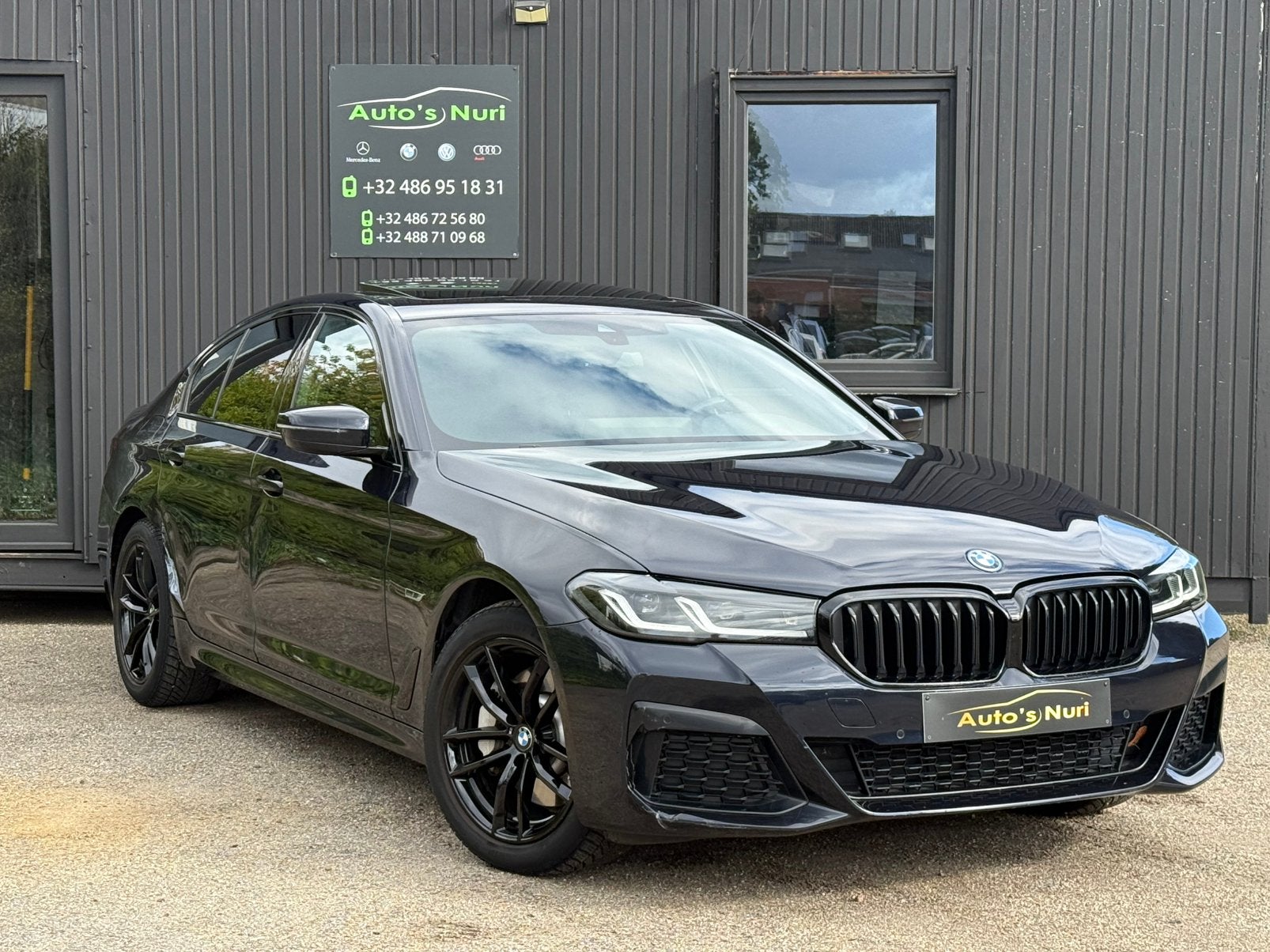 Bmw 530e M-pakket hybride 2022 86.000km schaden, Autos, Cuir, Entreprise, Noir, 5 places