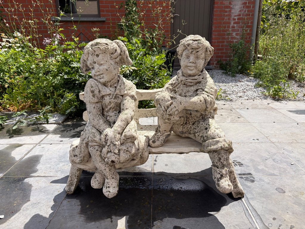 Katia & Claude betonnen beeld, Enlèvement, Utilisé, Béton, Homme