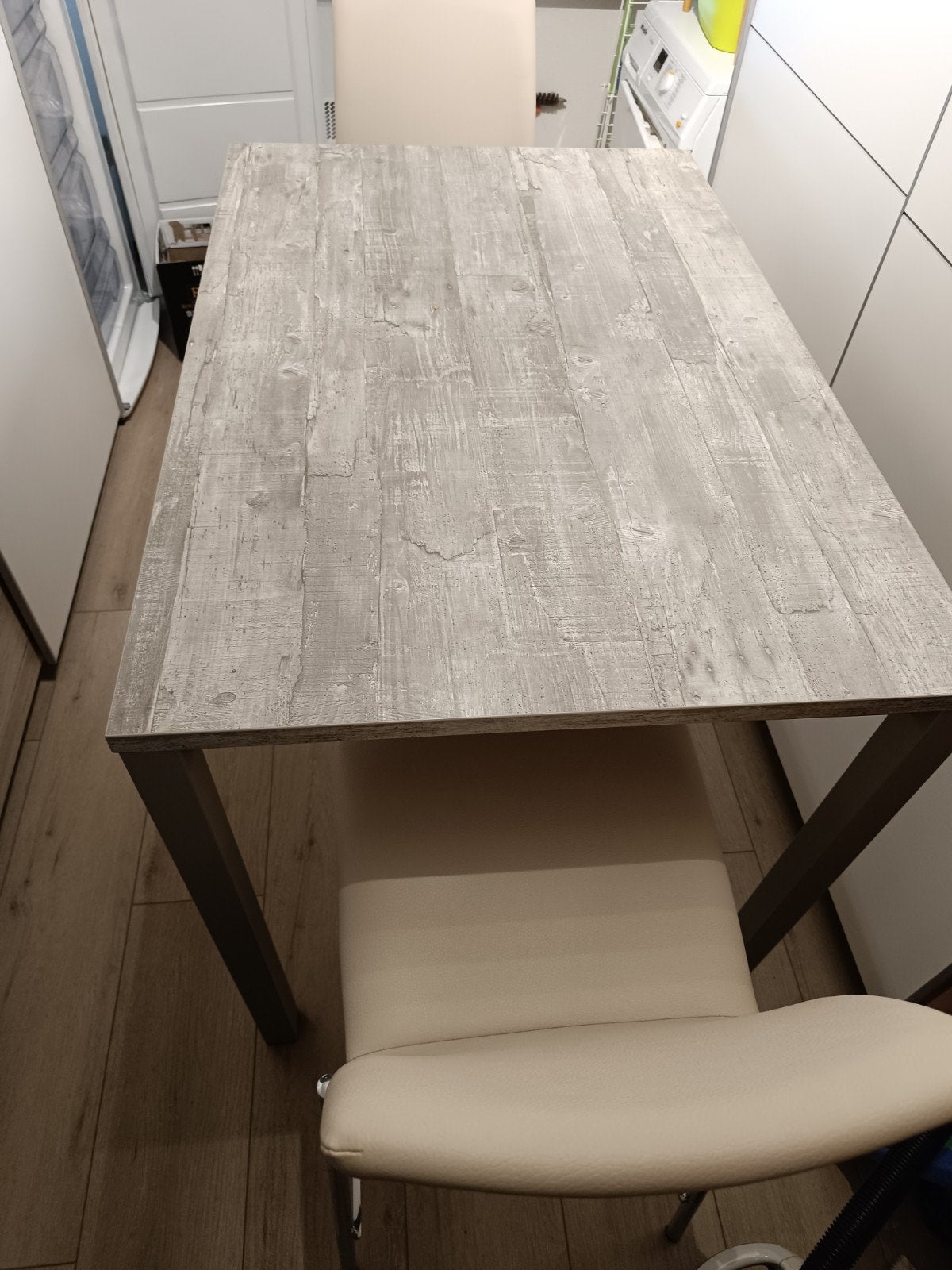 Te koop: Mooie hoge tafel met 2 hoge stoelen, Huis en Inrichting, Ophalen, Zo goed als nieuw