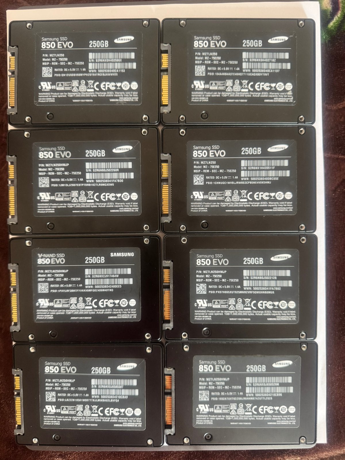 SSD 250 GO, Computers en Software, Harde schijven, Ophalen, Zo goed als nieuw, SATA, SSD