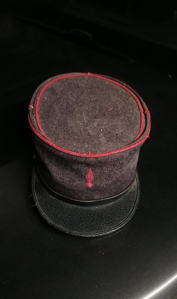 Kepi canvas voor oude brandweermannen, Verzenden