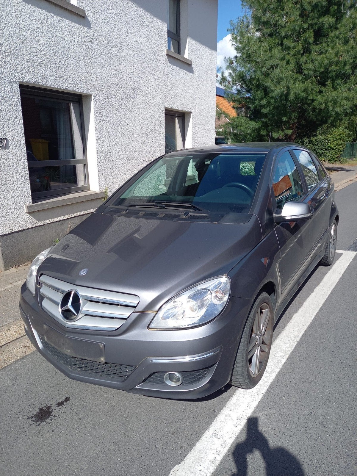 MERCEDES B 180 CDI 2012, Argent ou Gris, Achat, Boîte manuelle, Noir