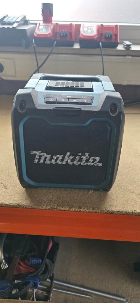Makita DMR 200 Bluetooth speaker, Enlèvement