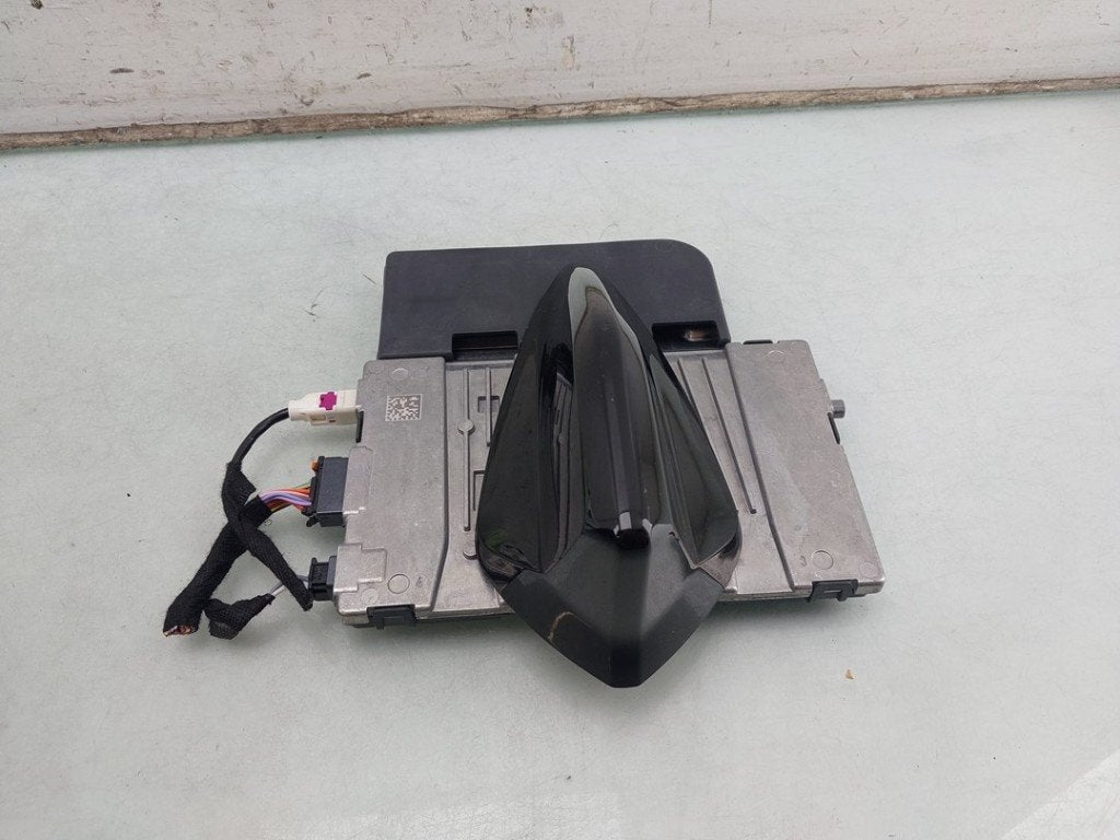 ANTENNE 208 II (UB / UH / UP) (|9863647080|1697292080|), Kontakt-peugeot@peugeot.com, Utilisé, Peugeot Deutschland GmbH, Bahnhofsplatz
65423  Rüsselsheim, DE