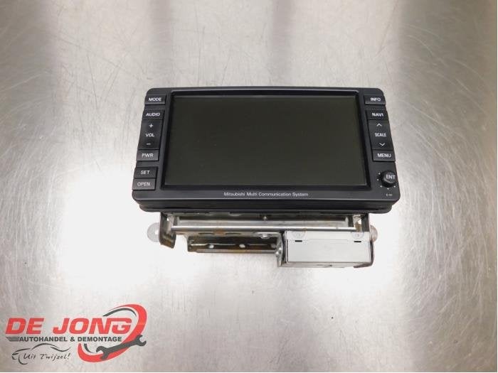 Radio d'un Mitsubishi Outlander, -, 3 mois de garantie, Utilisé, Mitsubishi